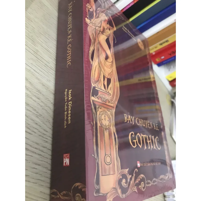 BẢY CHUYỆN KỂ GOTHIC 754684