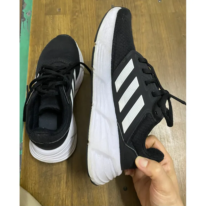 Hiệu sz 38 fom nhỏ 37 hoặc 37,5 đi đẹp 798981