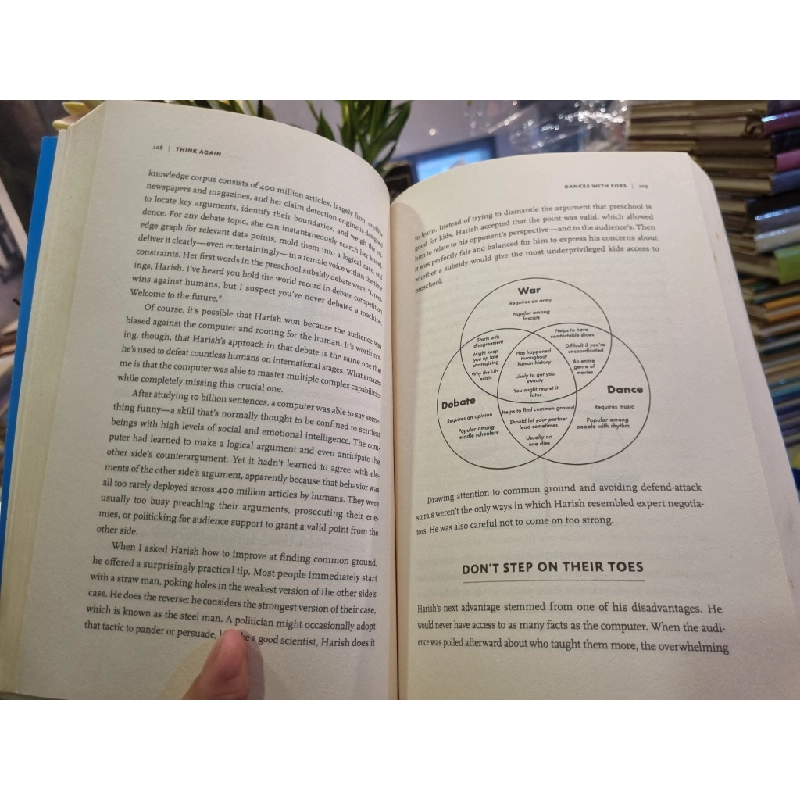 THINK AGAIN : THE POWER OF KNOWING WHAT YOU DON'T KNOW - ADAM GRANT 138730