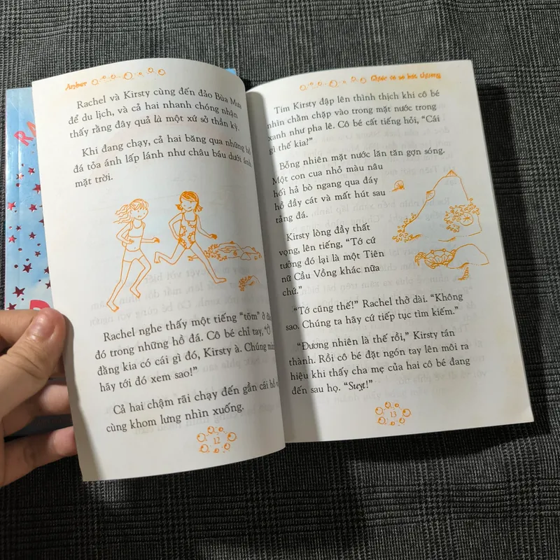 (Combo 2 cuốn Rainbow Magic) Ruby Tiên nữ sắc Đỏ (tập 1) + Amber Tiên nữ sắc Cam (tập 2) 697736