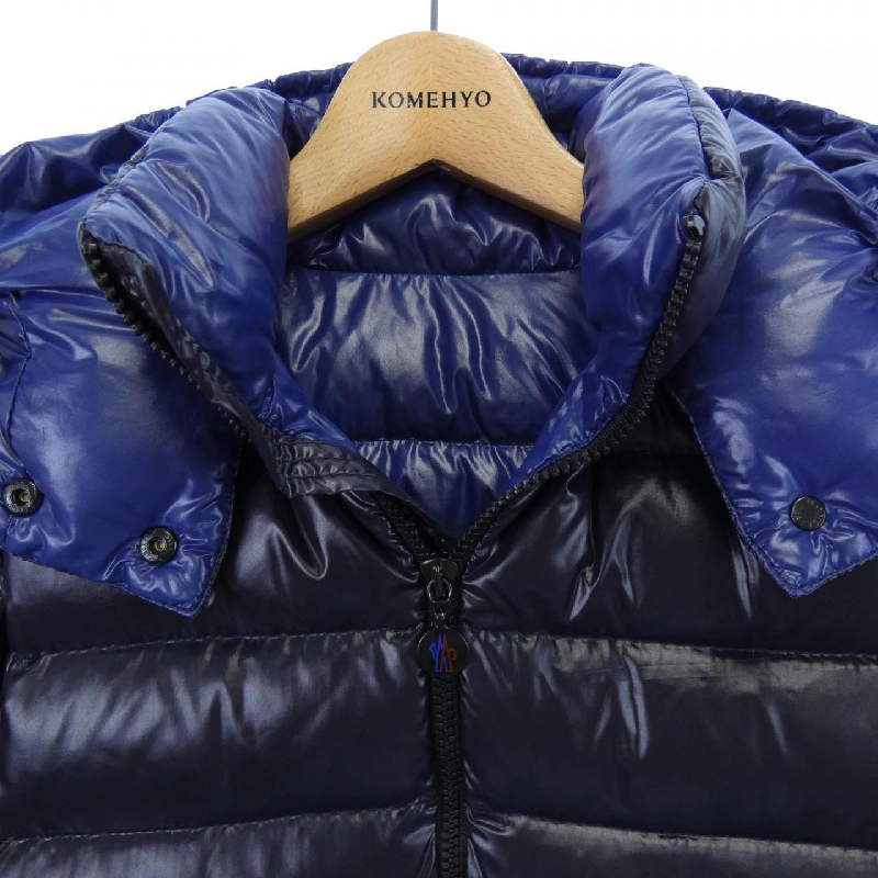 Áo khoác lông vũ MONCLER BADY 631216