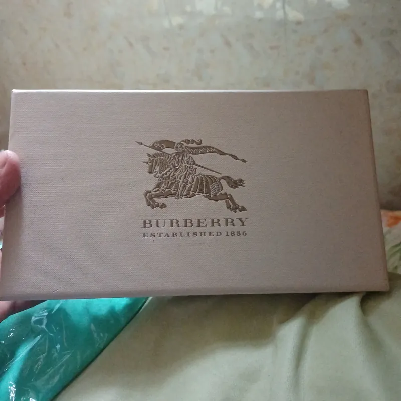 Hàng chính hãng  1005418