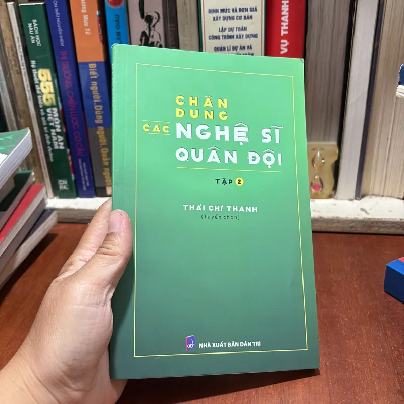 II Tuyển Chọn: Chân Dung Các Nghệ Sĩ Quân Đội (Tập 2) - Thái Chí Thanh - 2020 786214