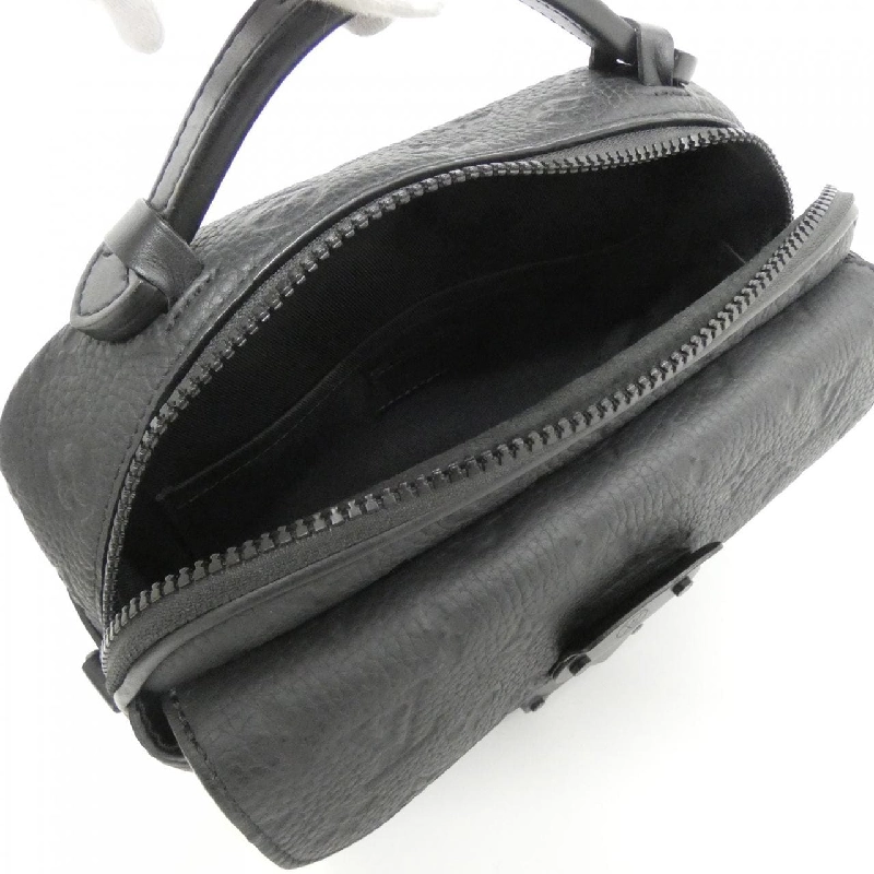 Túi đeo chéo Louis Vuitton Monogram S Lock M58489 608747