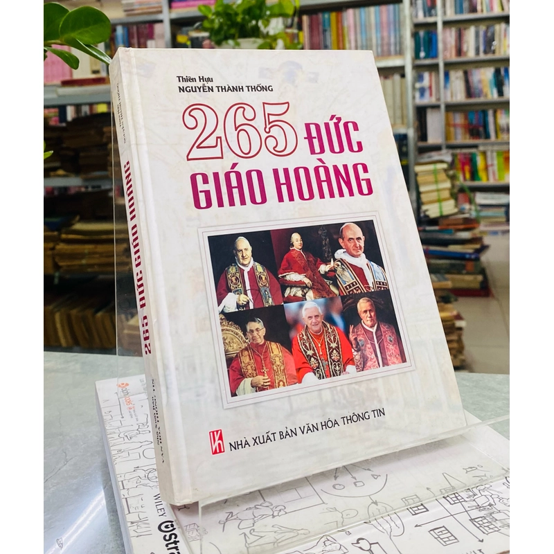 265 ĐỨC GIÁO HOÀNG  356019