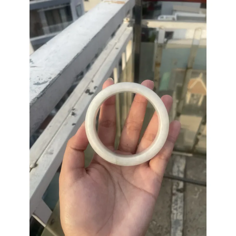 Vòng cẩm thạch type A - Ni 57.1 -Chột 13.3 - Dầy 8.1 801145