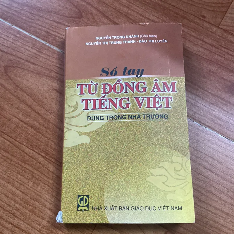 Sổ tay Từ đồng âm Tiếng Việt 936752