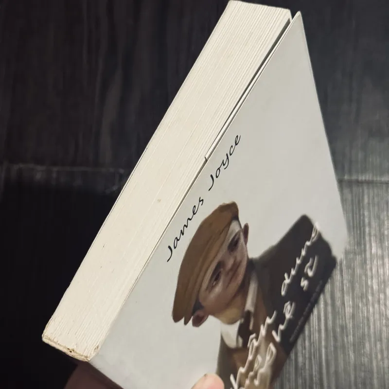 Chân dung chàng nghệ sĩ 787875