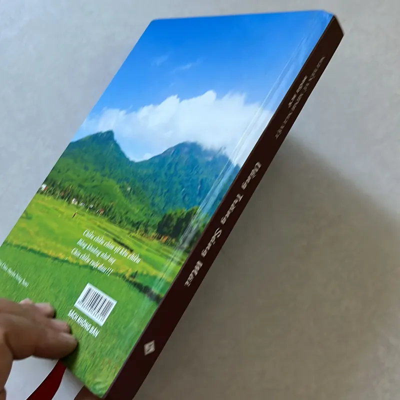 Vầng trăng sáng mãi - Nguyễn Vũ Minh Nguyệt 561444