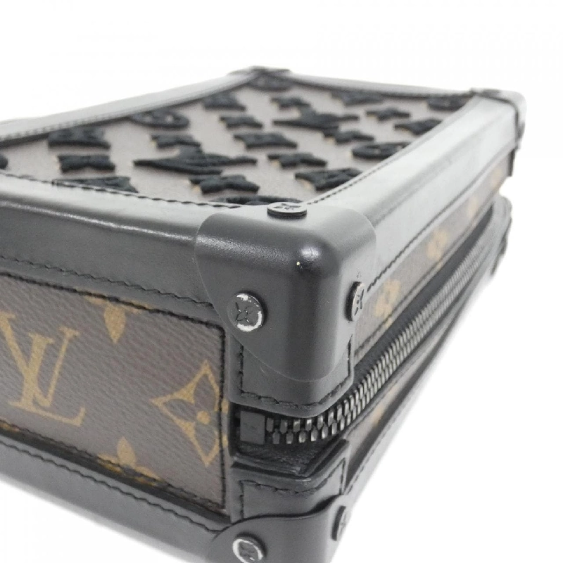 Túi xách mềm dọc Monogram Taffeta Louis Vuitton M45044 609525