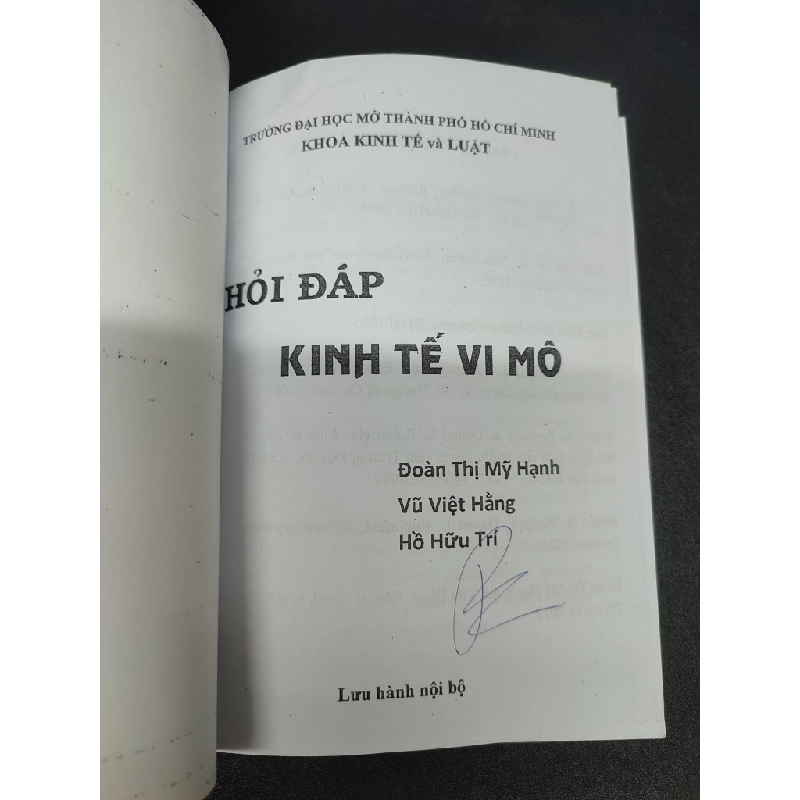 Hỏi đáp kinh tế vi mô năm 2014 mới 80% có viết nhẹ HCM.TN2602 giáo trình 300249