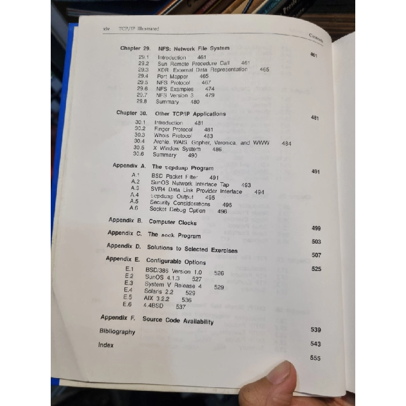 TCP/IP Illustrated, Volume 1 : The Protocols - W. Richard Stevens 449352