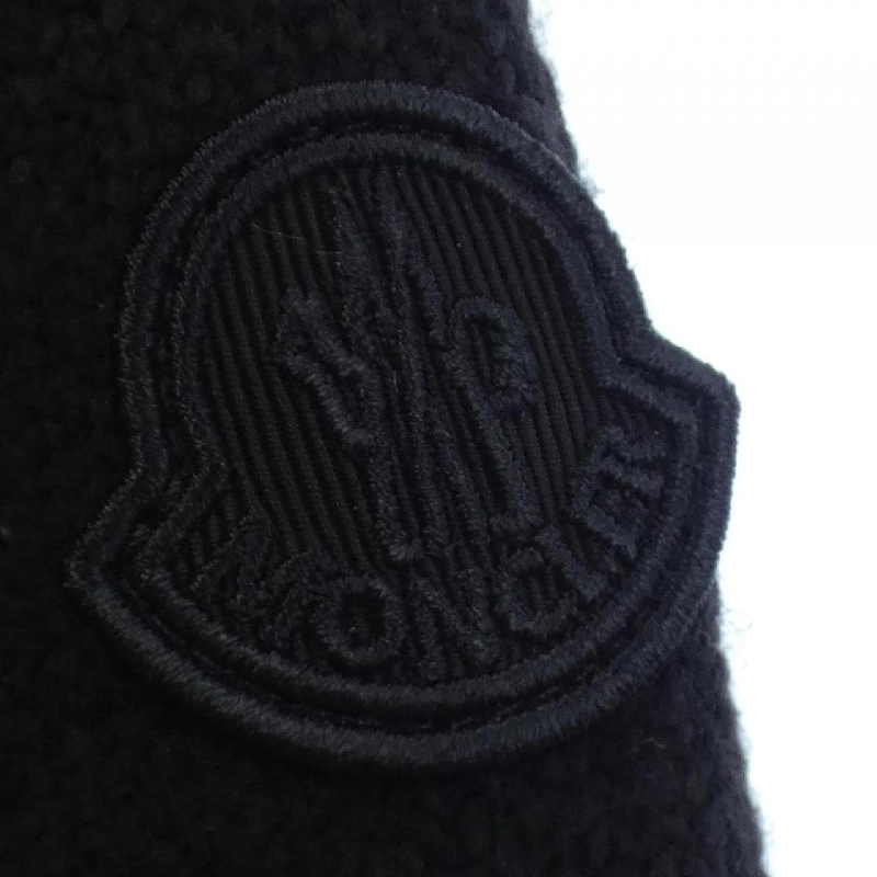 Áo khoác lông vũ MONCLER 640637