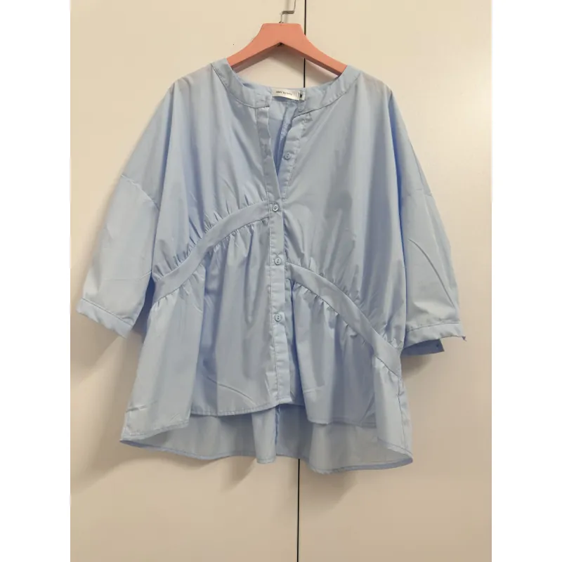 Áo sơ mi thời trang xanh dương sz M mới 99%  929903