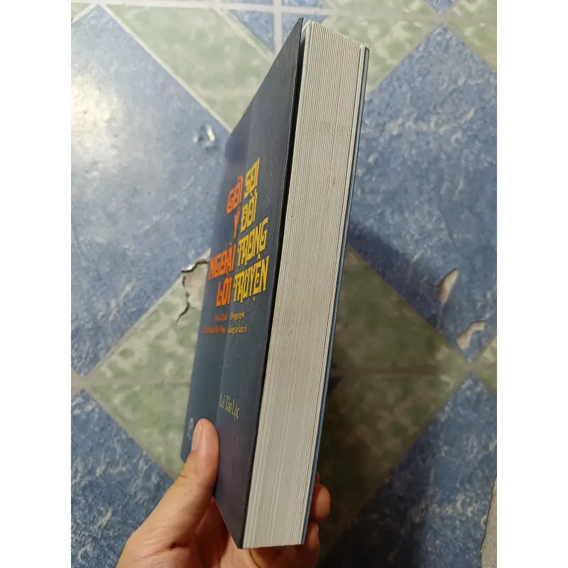 Gởi ý ngoài lời soi đời trong truyện - Lê Tấn Lộc 974115