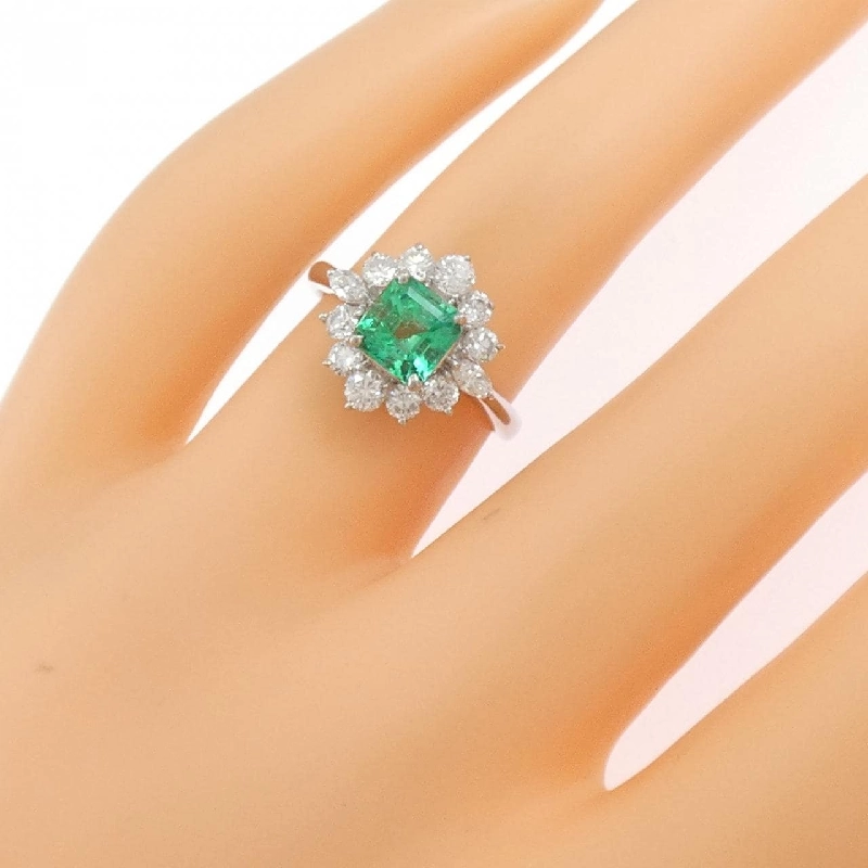 Nhẫn Emerald PT900 0.86CT 667815