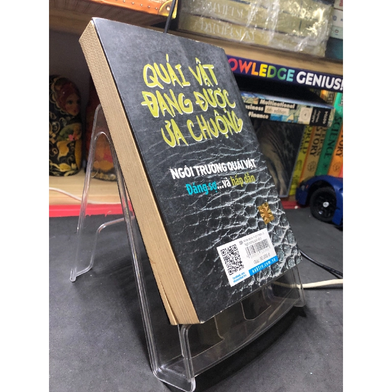 Ngôi trường quái vật Ma cà rồng nhà bên 2013 mới 75% ố vàng Lisi Harrison HPB2606 VĂN HỌC 916139