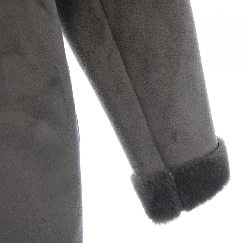 Măng tô lông cừu ROSSO 629874