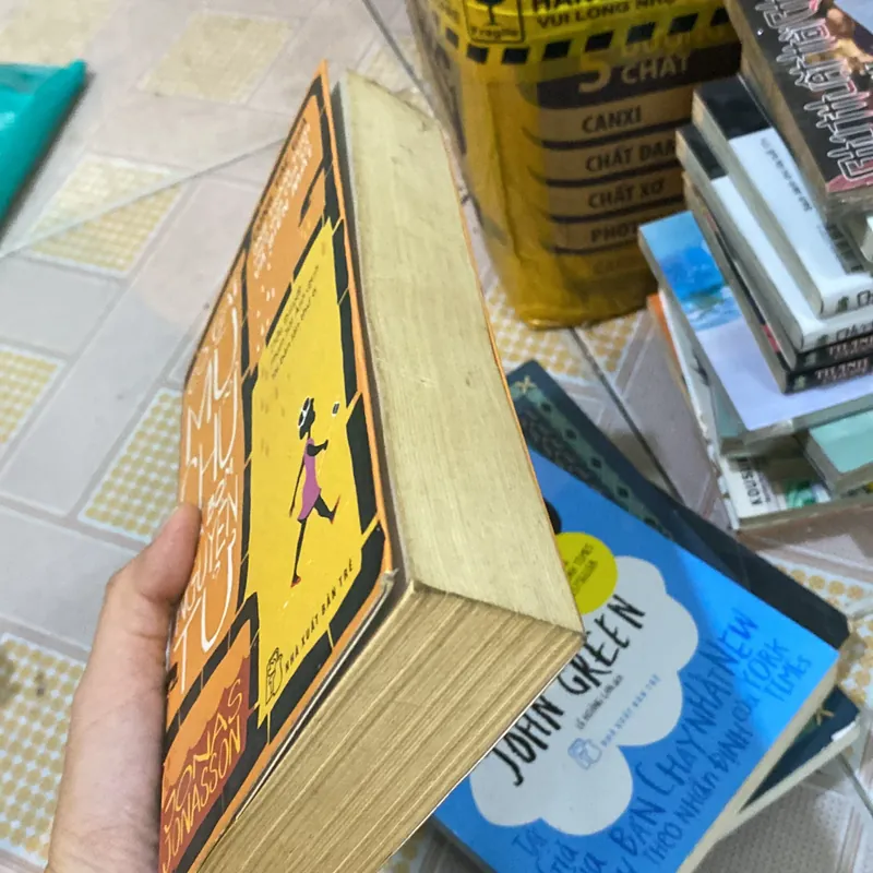 Cô gái mù phá bom nguyên tử  599760