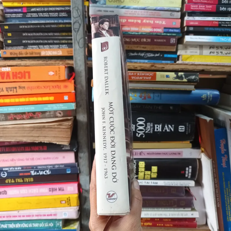 Một Cuộc Đời Dang Dở John F. Kennedy (1917-1963) - Robert Dallek 961723