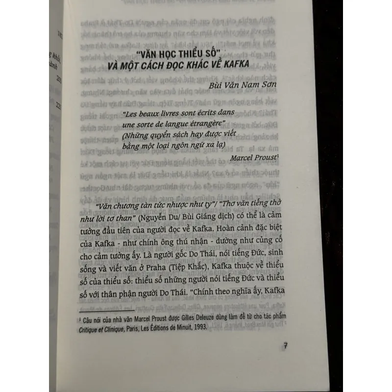 Kafka vì một nền dân tộc thiểu số 702969