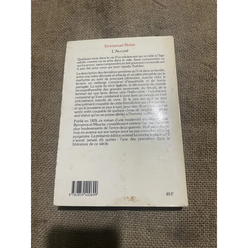 Emmanuel Robin L'Accusé roman 747301