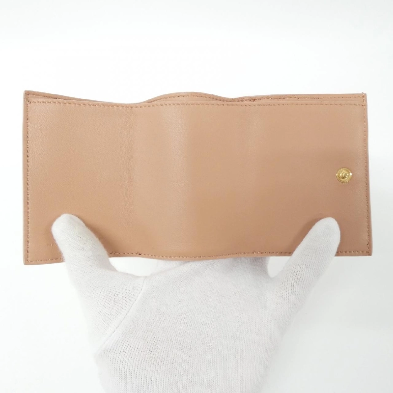 【Sản phẩm mới】Ví Fendi 8M0395 AAJD 622672