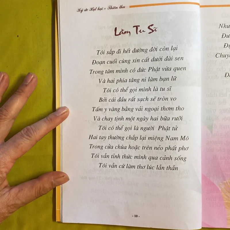 Ký ức Hạt bụi Thiên Thu - Trần Đới - Thích Thông Bác 605075