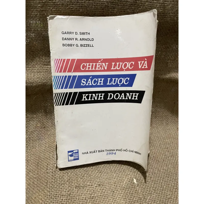 CHIẾN LƯỢC VÀ SÁCH LƯỢC KINH DOANH , gần 400 trang 800368
