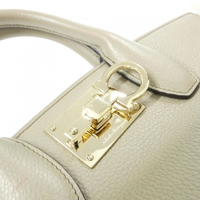 Túi Salvatore Ferragamo Studio 21 H159 615336