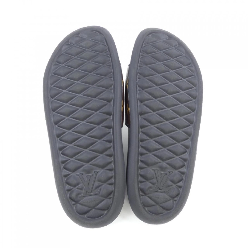 Giày sandal dòng Waterfront của Louis Vuitton - Hàng hiệu Authentic 905647