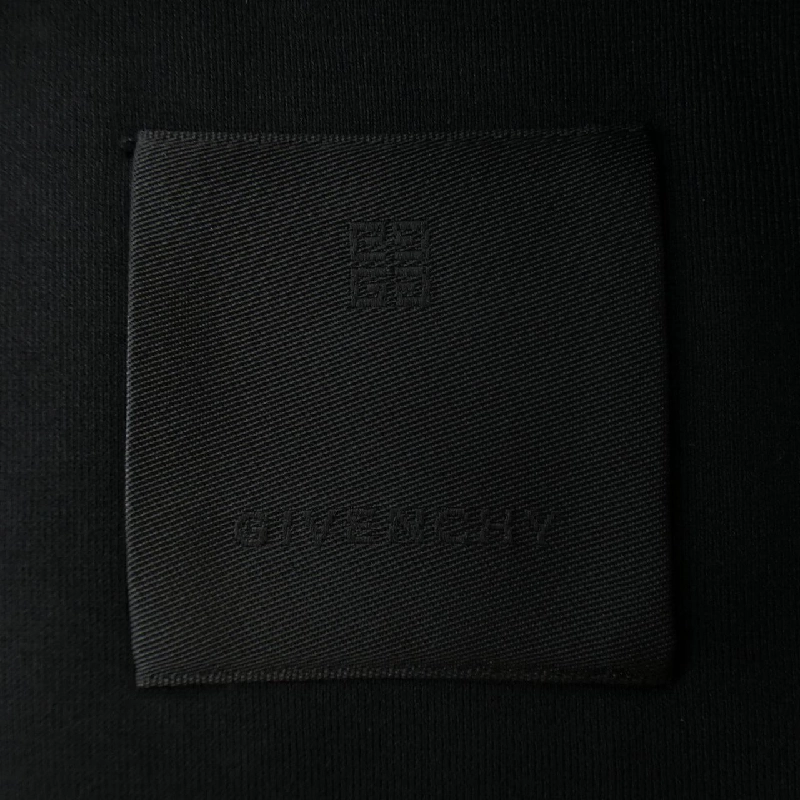 Áo thun GIVENCHY - Hàng hiệu Authentic 902010