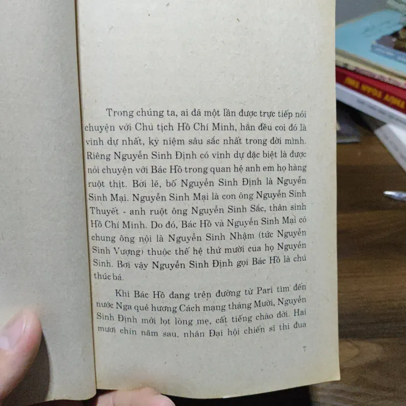 Chuyện Với Người Cháu Gần Nhất Của Bác Hồ - Hồng Khanh 1007035