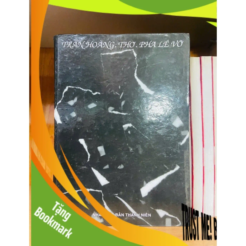 (TẶNG BOOKMARK) Pha lê vỡ - Trần Hoàng - VĂN HỌC - RBK1211 950422