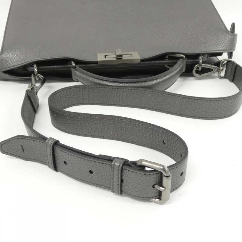 Túi Fendi Peekaboo I See You Medium 7VA529 AJJ1 616968