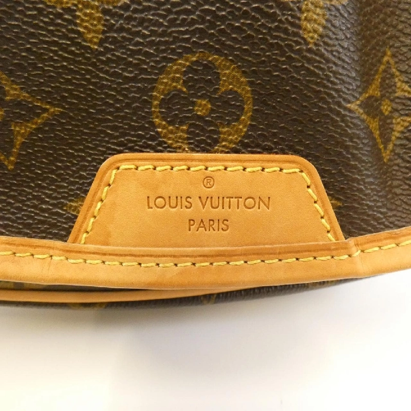 Túi đeo vai Louis Vuitton Monogram Menilmontant PM M40474 609682