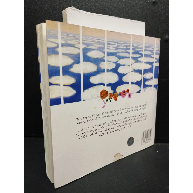 Đàn Bà 30 khổ vuông mới 80% ố nhẹ 2015 HCM2405 Trang Hạ SÁCH VĂN HỌC 914564