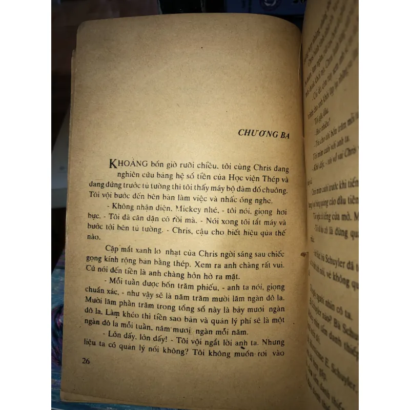 Giây phút lãng quên - Harold Robbins  977185