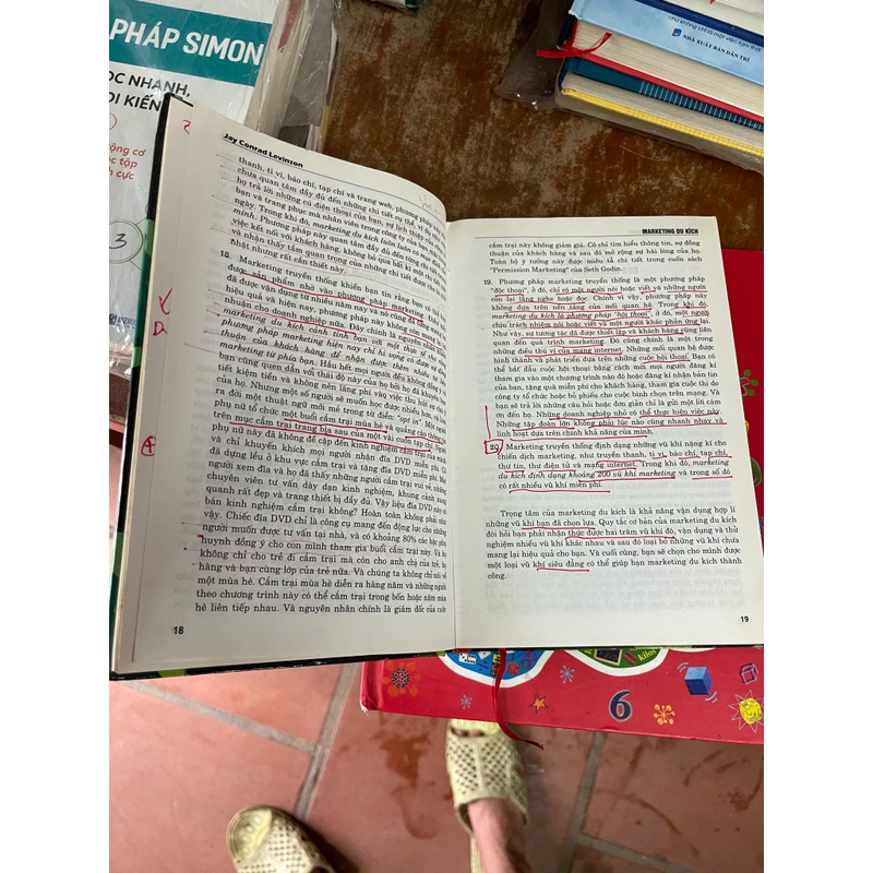 MARKETING DU KÍCH- Jay Cỏnad Levinson 536272