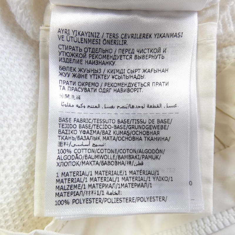 Moncler MONCLER 10939800024 Áo khoác cardigan 629366