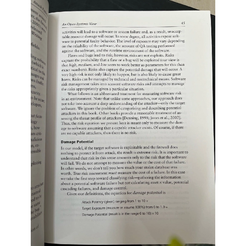 Exploiting Software: how to break code - Gred Hoglund, Gary McGraw 712195