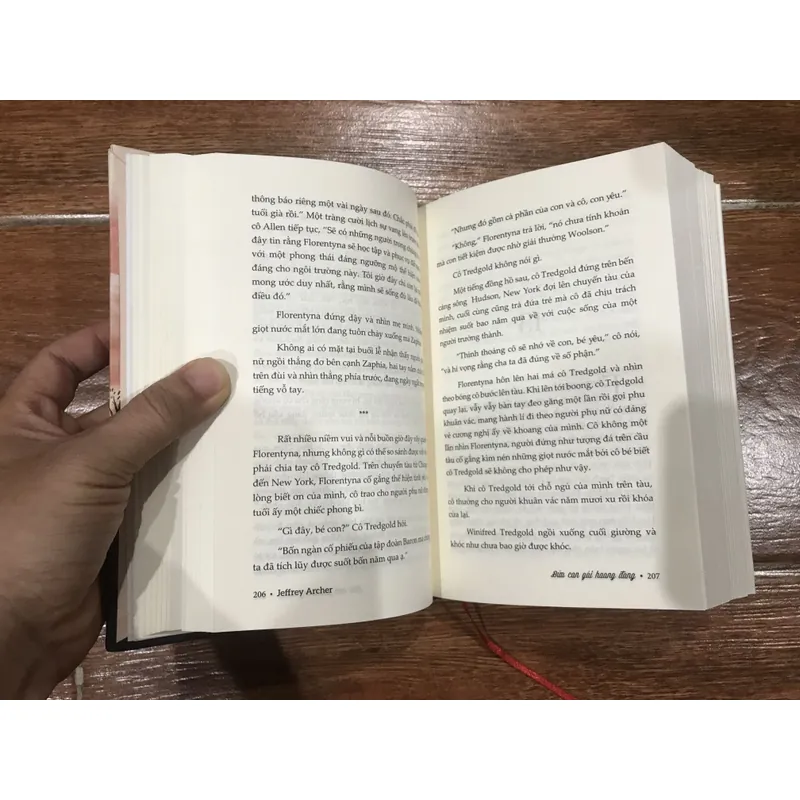 Đứa Con Gái Hoang Đàng - Hai Số Phận Phần II - Jeffrey Archer (c) 722759