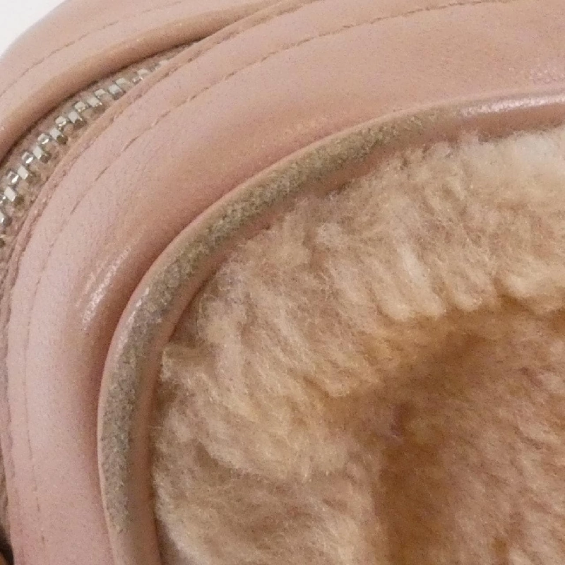 Túi xách vai Miu Miu 5BH119 - Hàng hiệu chính hãng 802293