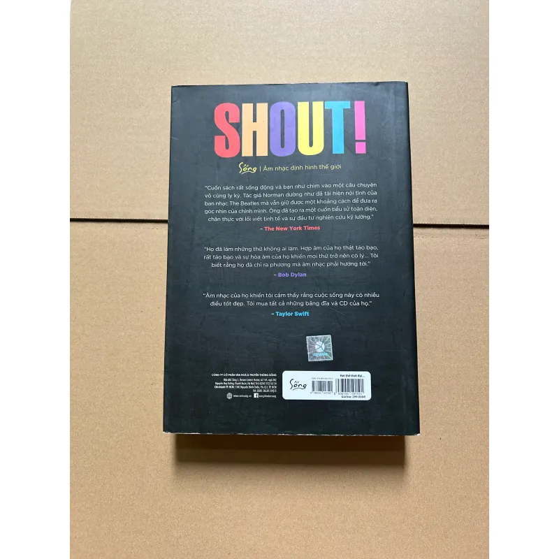 SHOUT! The Beatles: hơi thở thời đại của thế kỷ 20 - Philip Norman 745937