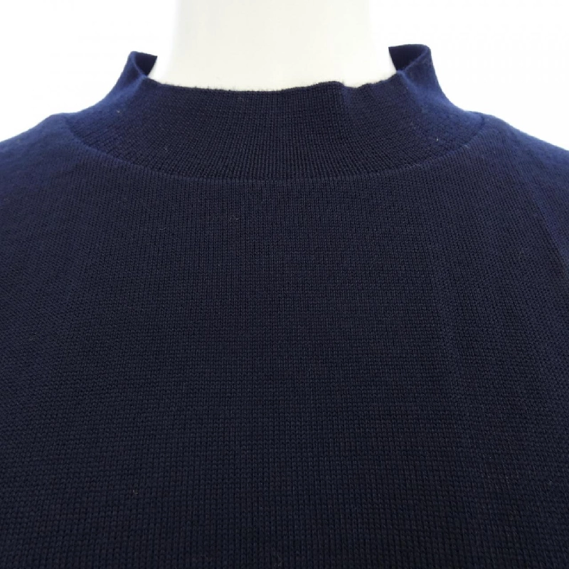 Áo thun ADAWAS - Hàng hiệu Authentic 823682