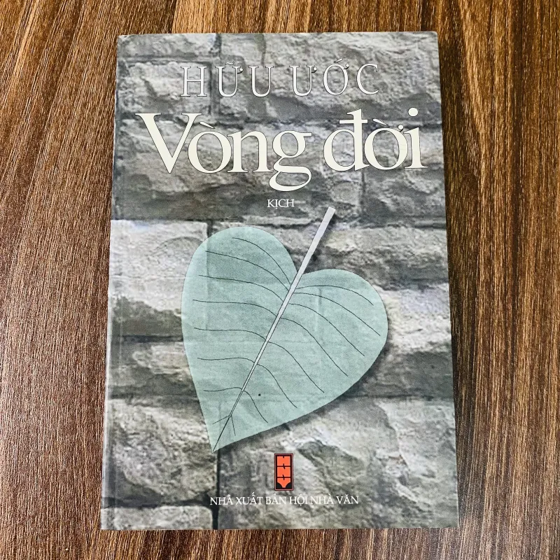 Hữu Ước - Vòng Đời - Kịch - có chữ ký tác giả 936379