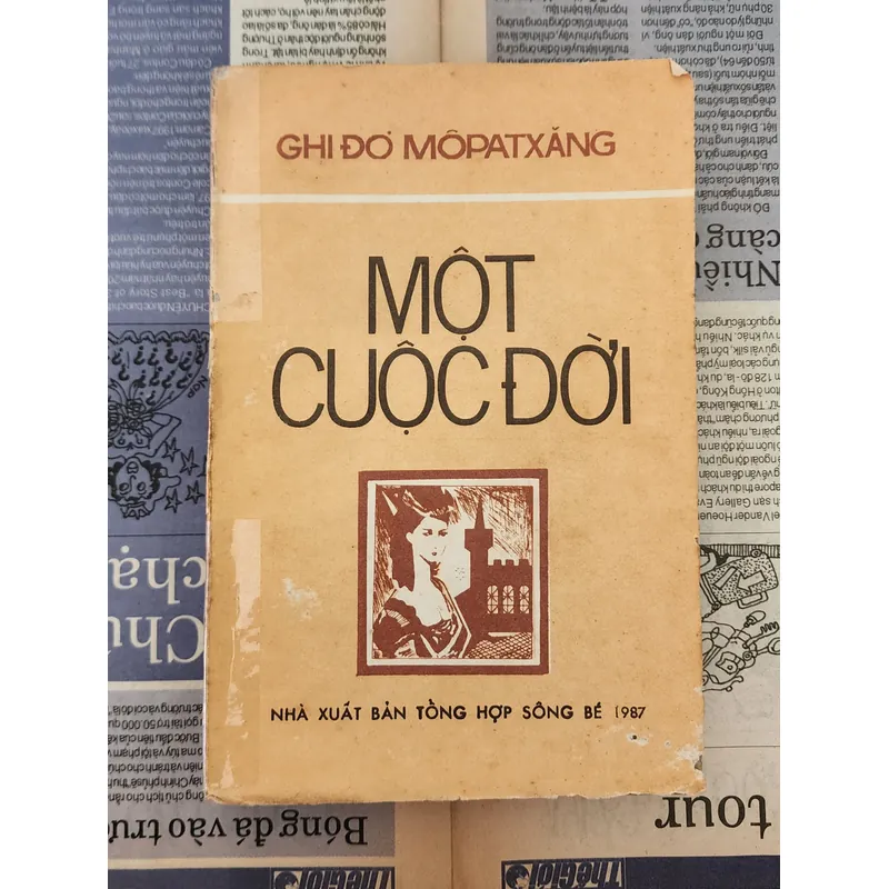 Văn học cổ điển Pháp: MỘT CUỘC ĐỜI - nhà văn Guy De Maupassant 704956