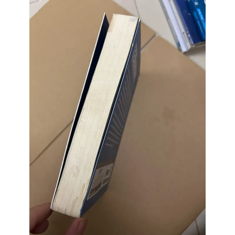 Leadership dẫn dắt bản thân đội nhóm và tổ chức vươn xa (sách dính nước) 569141