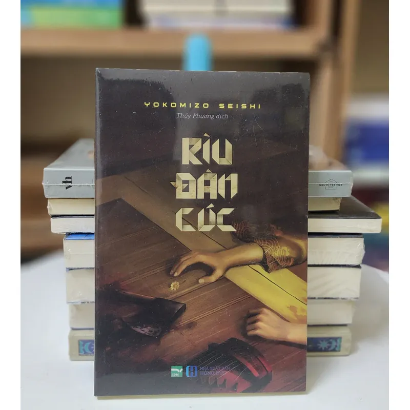 Tiểu thuyết RÌU ĐÀN CÚC - Yokomizo Seishi 737717