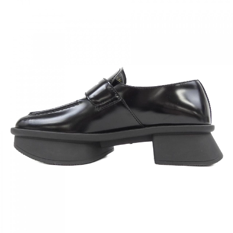 Giày PRADA RE-EDITION 1D985N - Hàng hiệu Chính hãng 829580